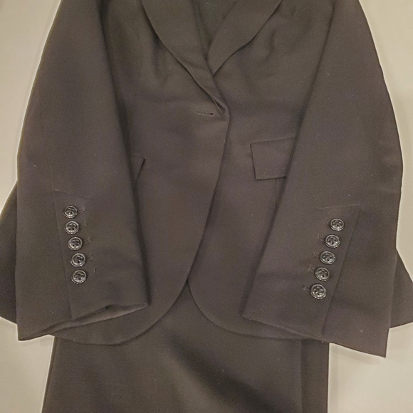 Ladies RW & Co pant suit - Picture 5 of 5
